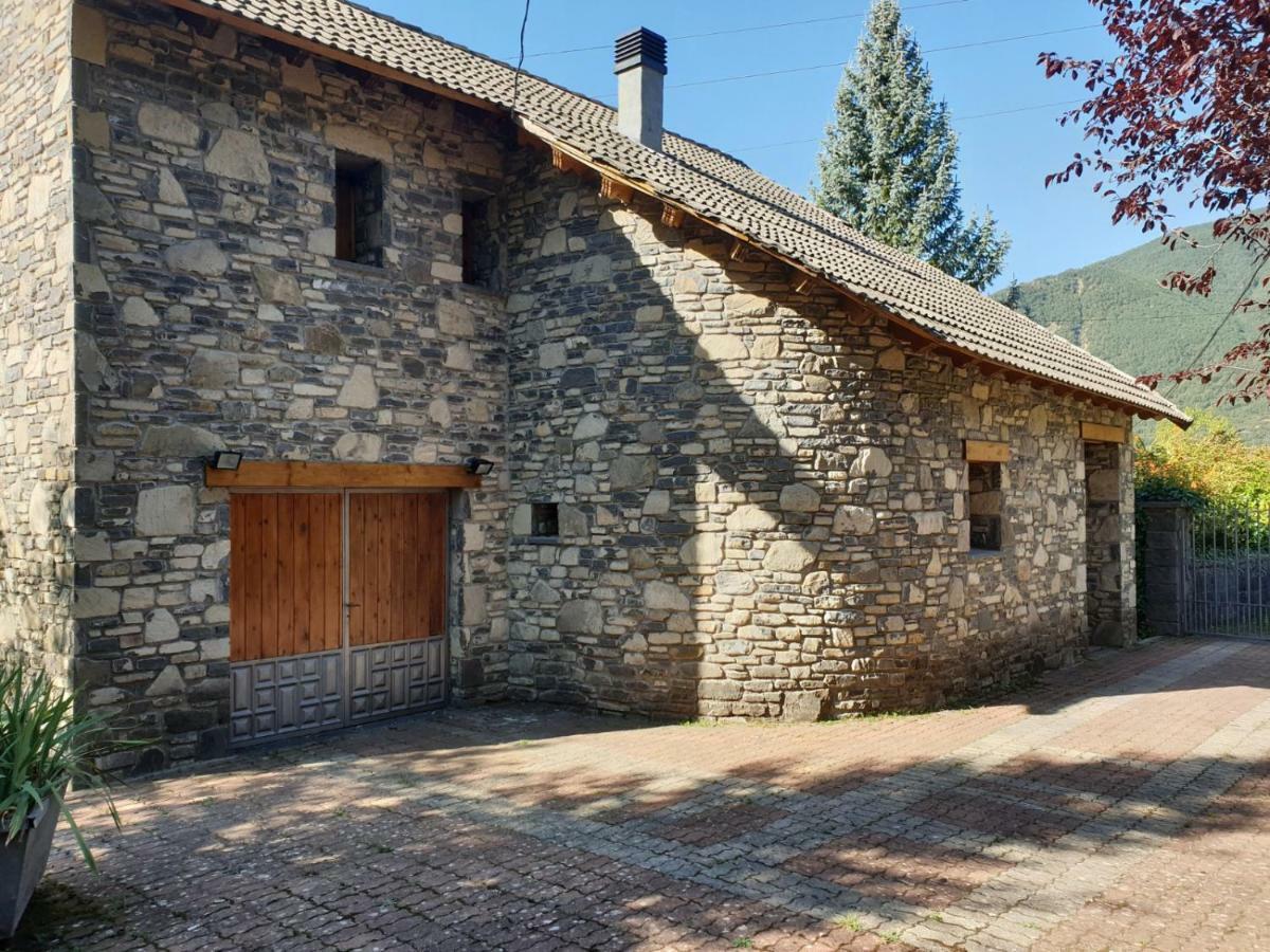 Casa Moron Villa Villanúa Екстериор снимка